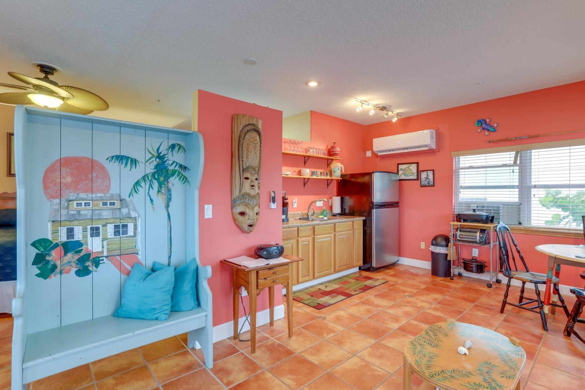 Vibrant Condo - Walk To Indian Rocks Beach! Clearwater Beach Exterior photo