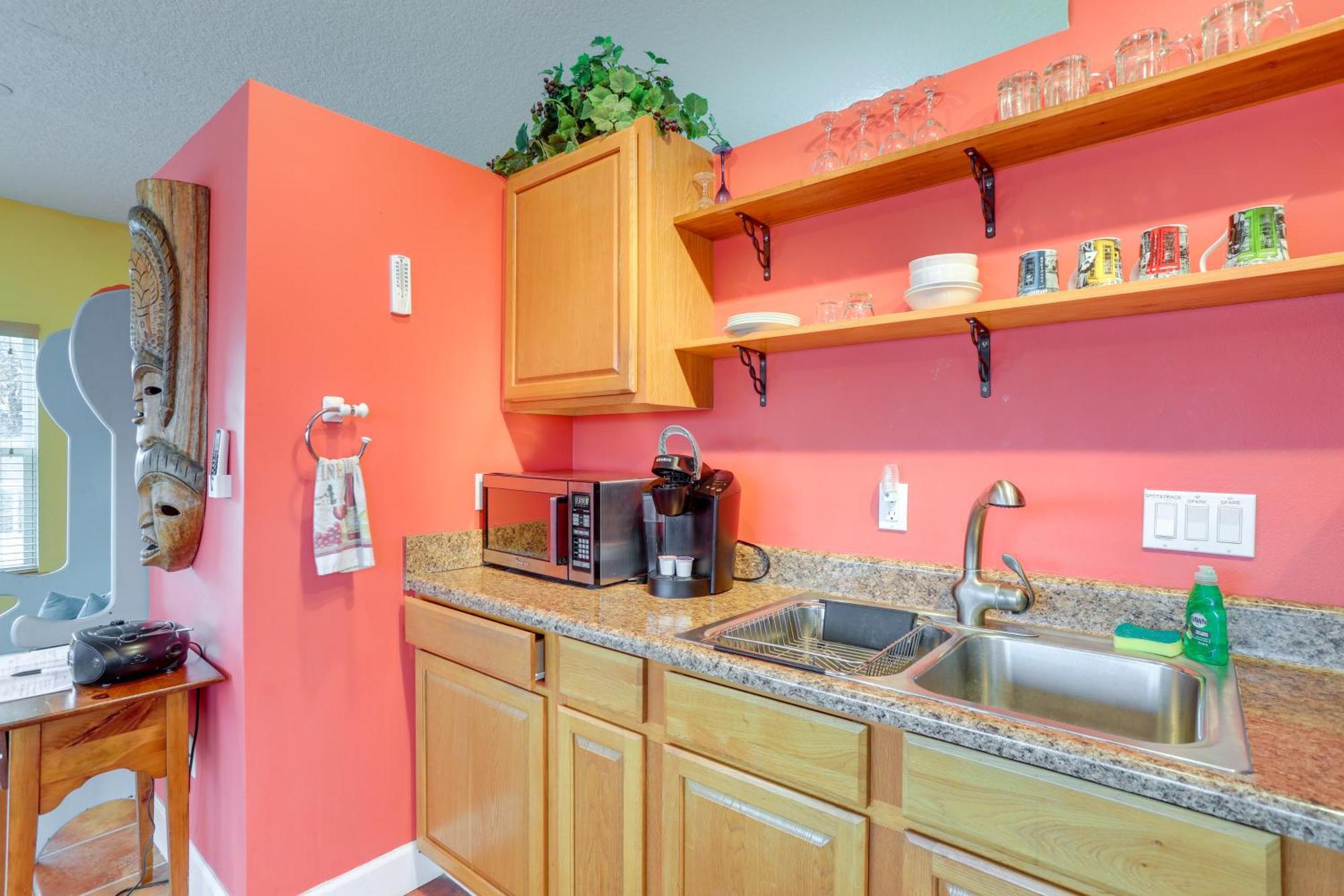 Vibrant Condo - Walk To Indian Rocks Beach! Clearwater Beach Exterior photo