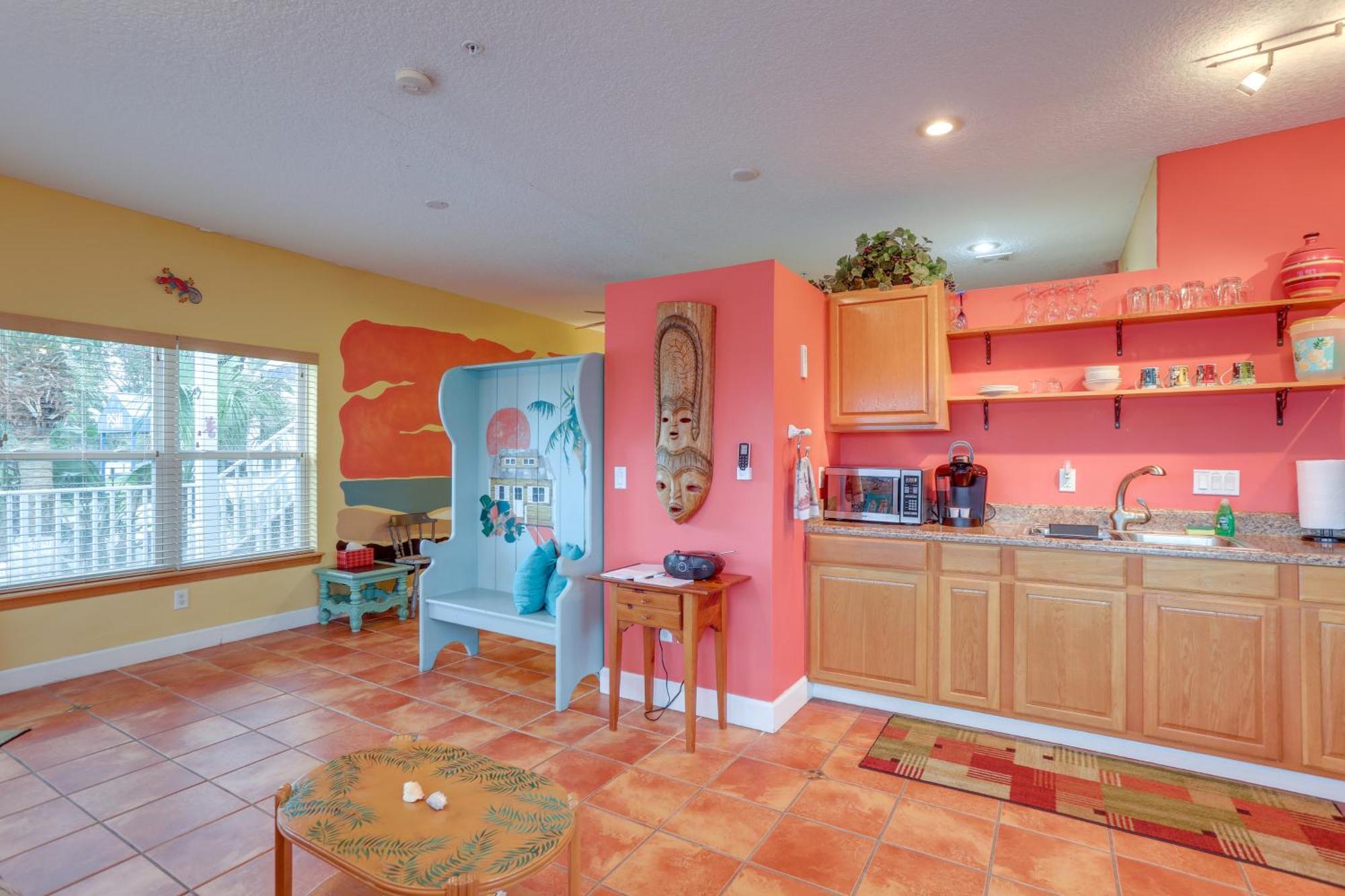 Vibrant Condo - Walk To Indian Rocks Beach! Clearwater Beach Exterior photo