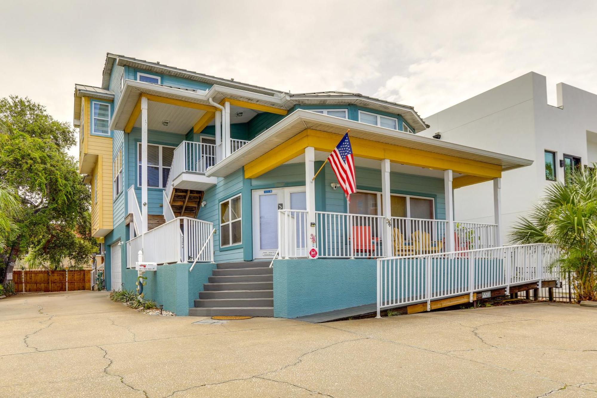 Vibrant Condo - Walk To Indian Rocks Beach! Clearwater Beach Exterior photo