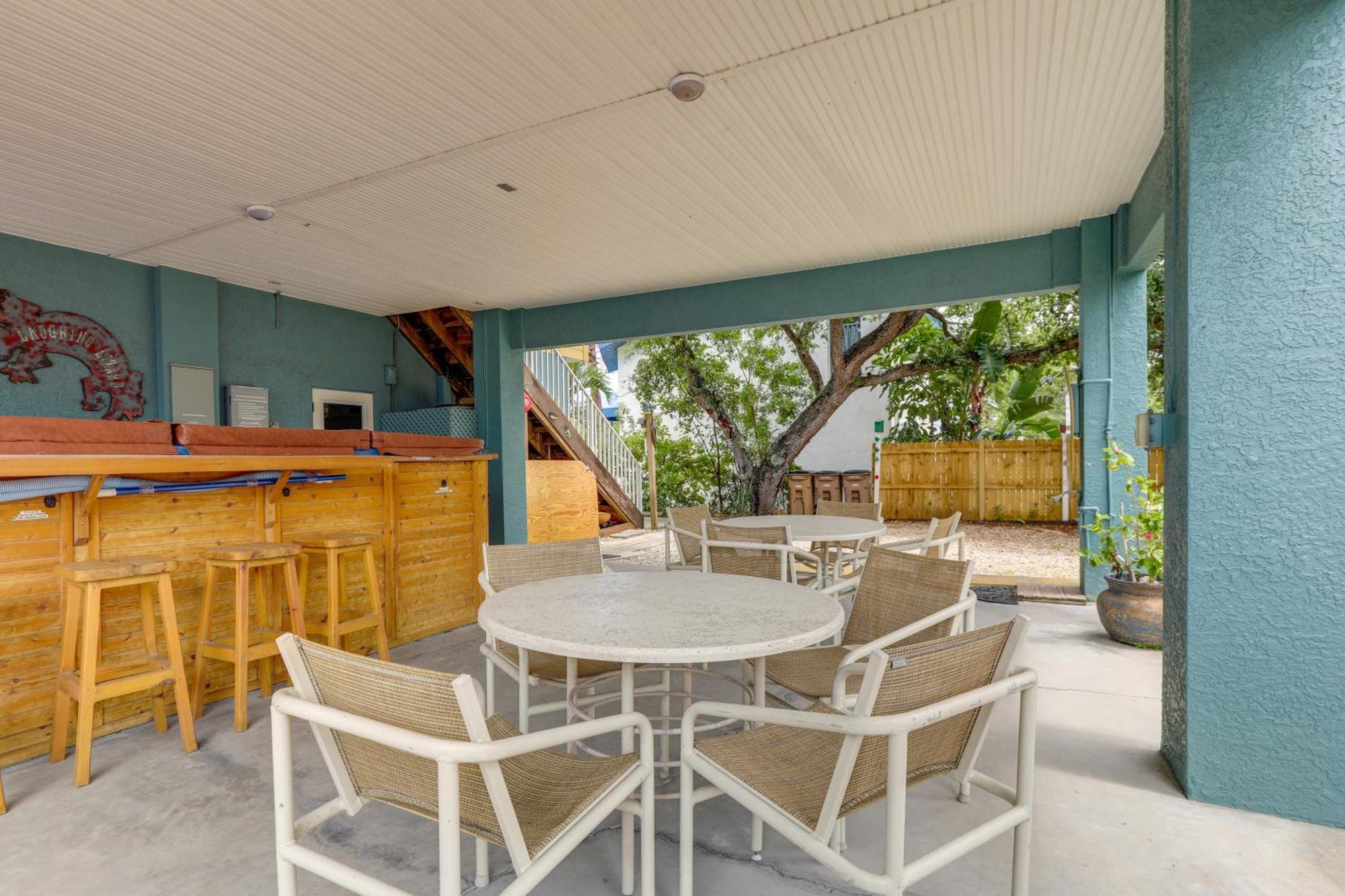 Vibrant Condo - Walk To Indian Rocks Beach! Clearwater Beach Exterior photo